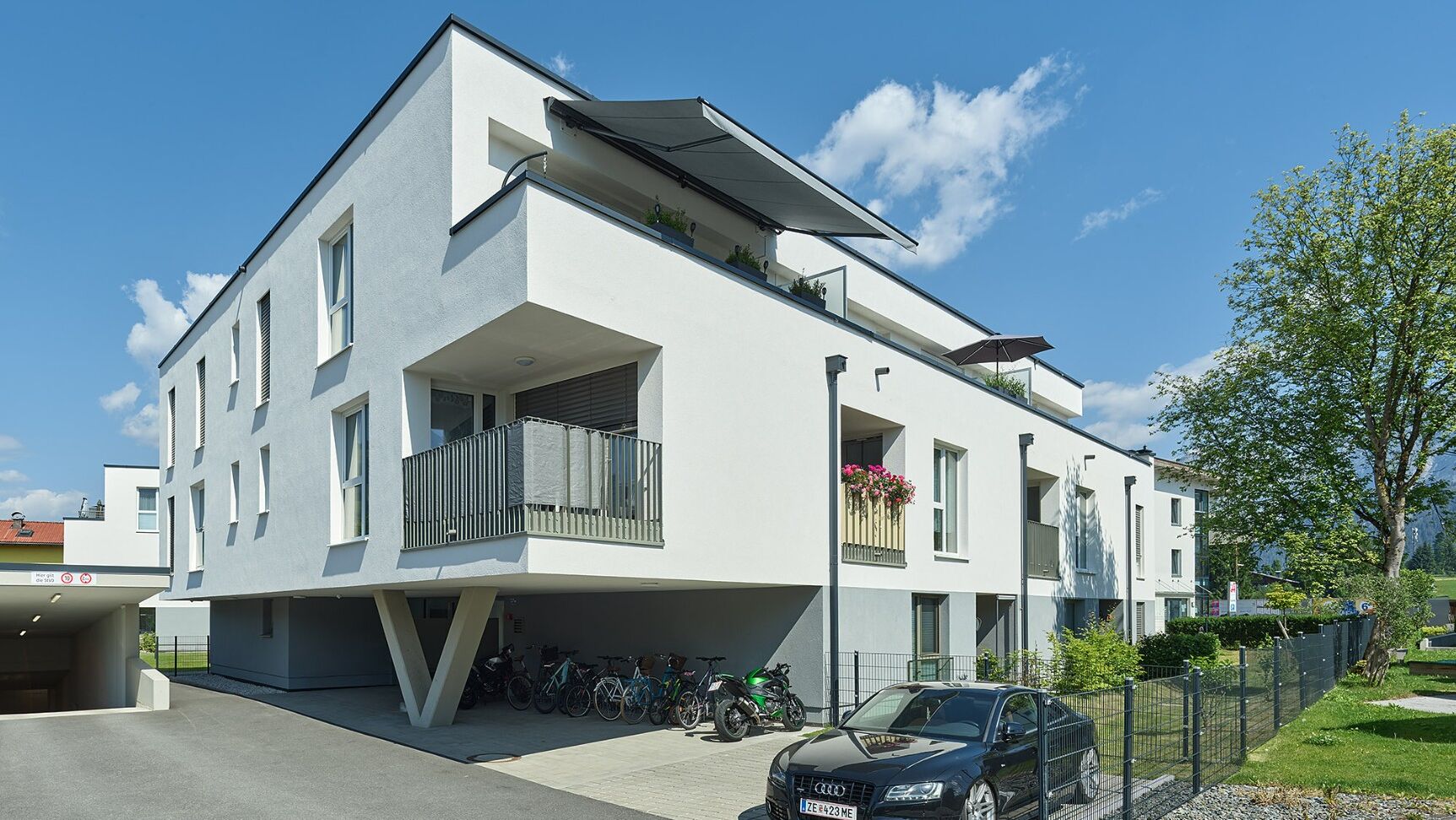 Bogensberger residential building