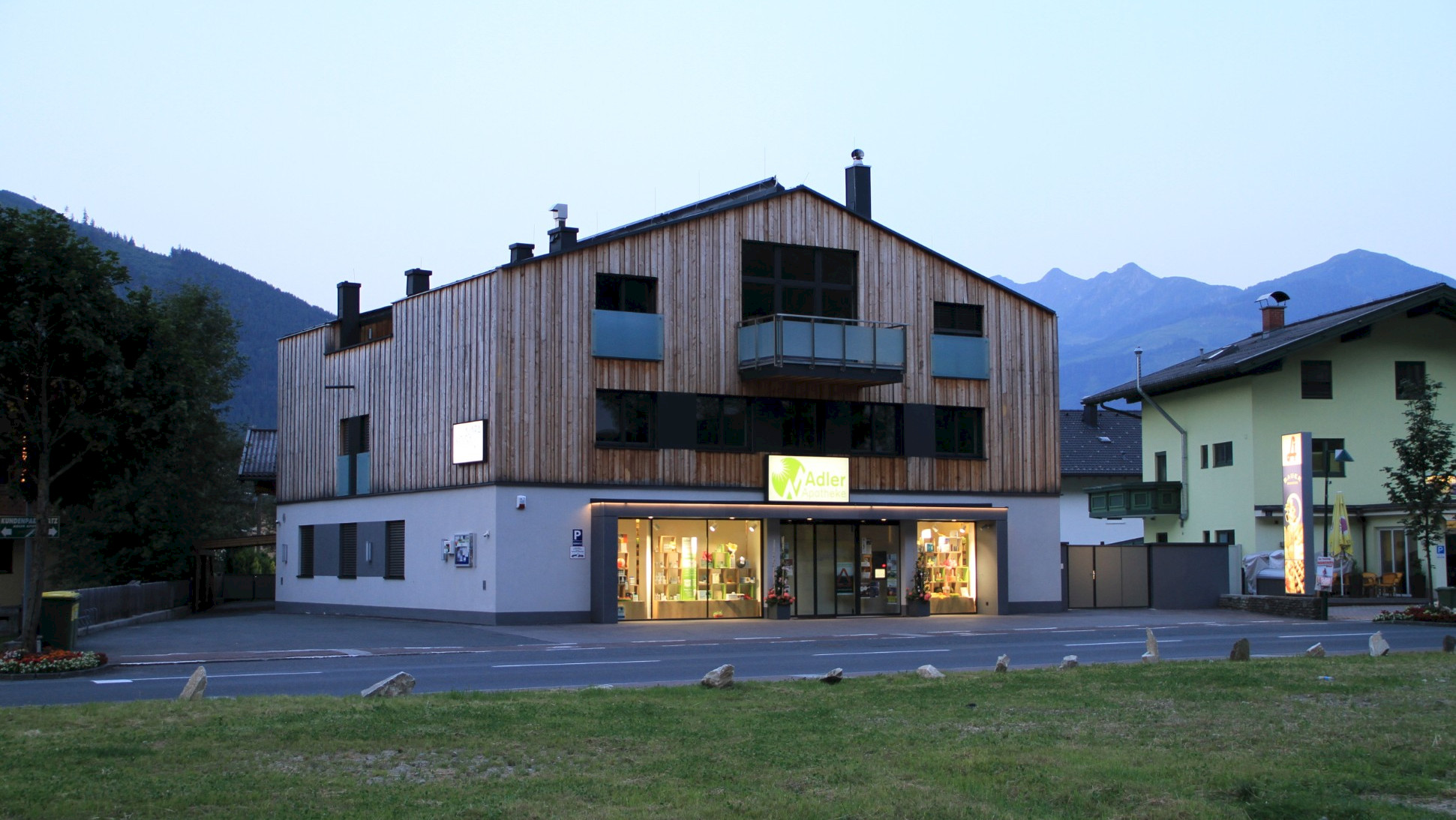 Adler Pharmacy Schüttdorf